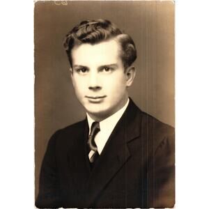 Vintage 1940s Portrait Photo of Young Man in Suit Studio‎ Headshot